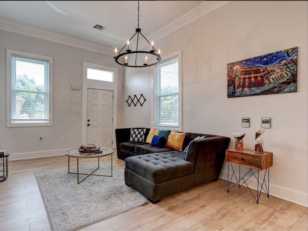 Revived NOLA Home Near Everything! Book NOLA